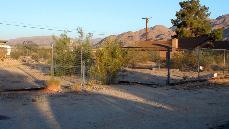 Mariposa Avenue