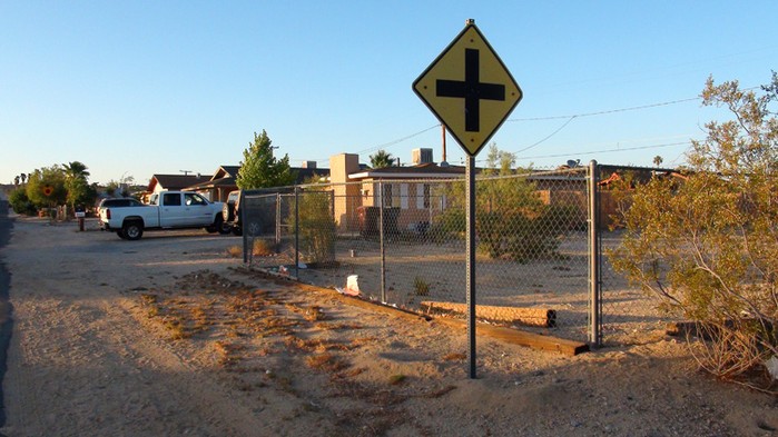 Mariposa Avenue