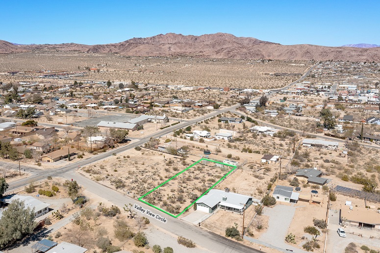61728 Valley View Circle