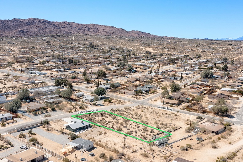 61728 Valley View Circle