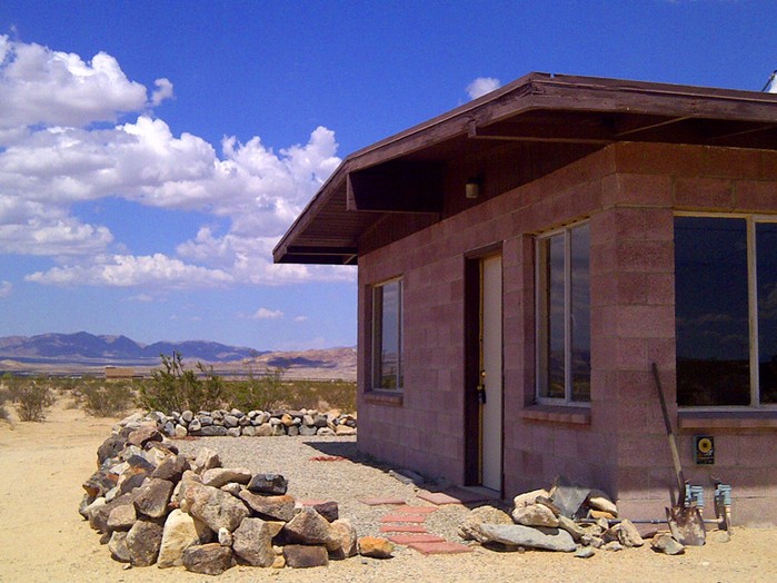 5577 Feldspar Avenue