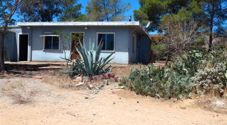 55761 Sunnyslope Drive