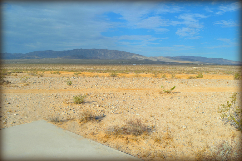 El Paseo Road