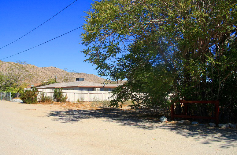 7147 Apache Trail